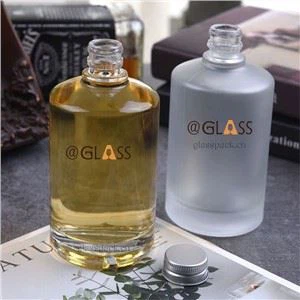 Szklana butelka do ginu